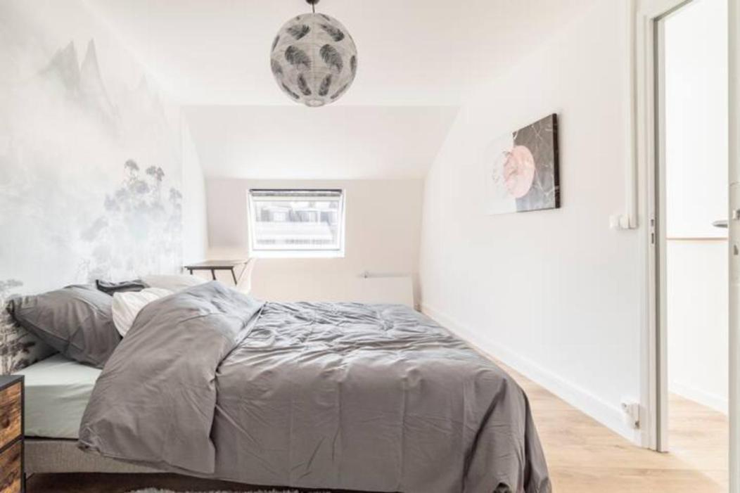 Apartamento Voyage En Duplex En Hyper Centre Valenciennes Exterior foto