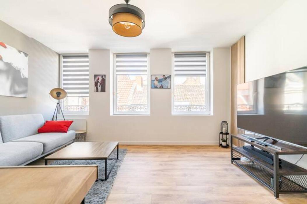 Apartamento Voyage En Duplex En Hyper Centre Valenciennes Exterior foto