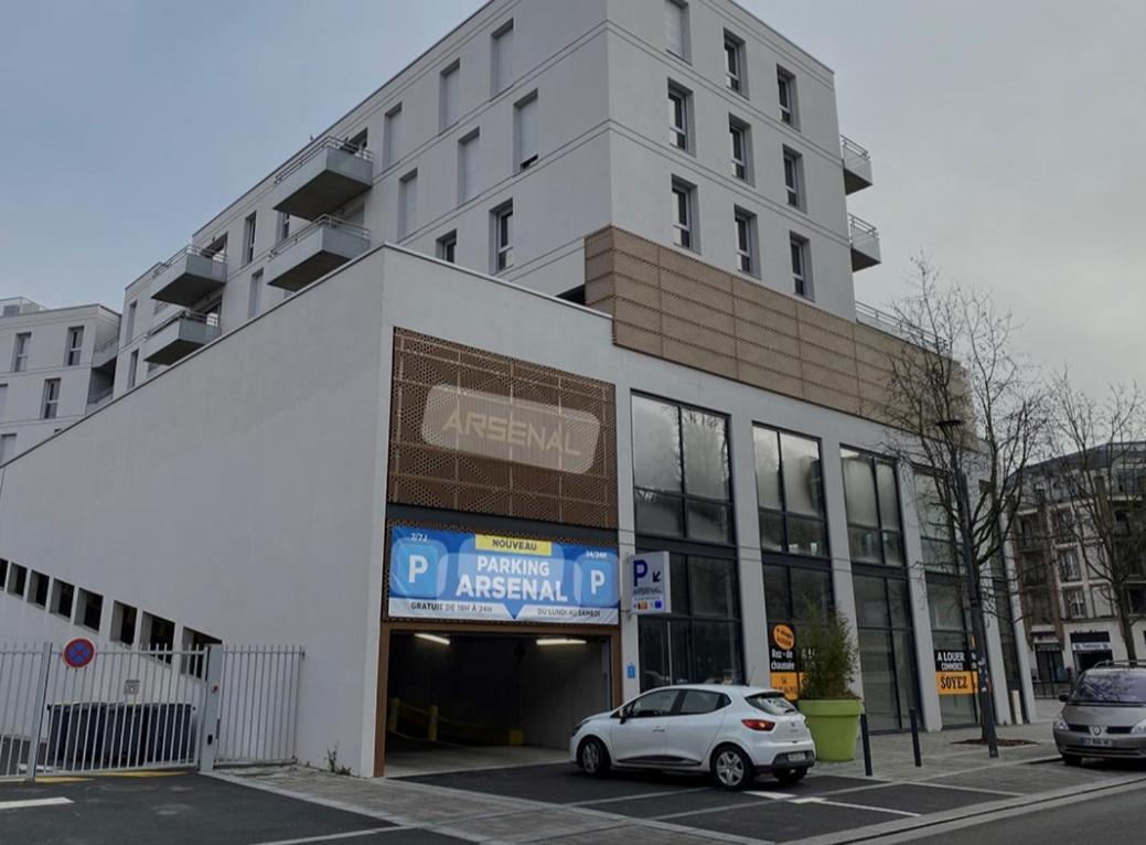 Apartamento Voyage En Duplex En Hyper Centre Valenciennes Exterior foto